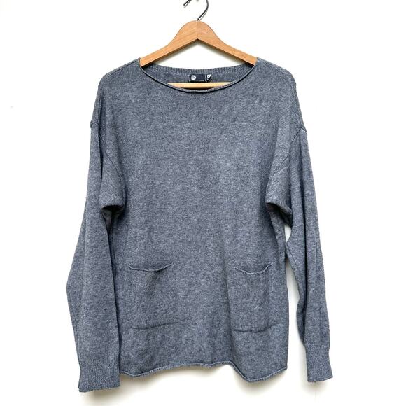 Made in Italy Gray Crewneck Long Sleeve Sweater Medium - Picture 1 of 6